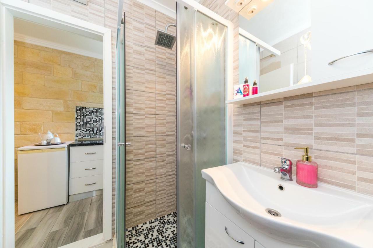Apartment Lux Lana สปลิท ภายนอก รูปภาพ